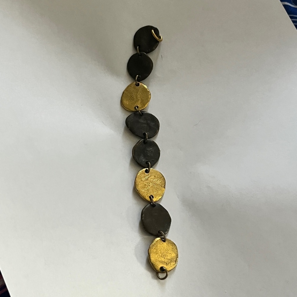 Gold and Black Disc Link Bracelet - Women's Fashion Jewelry